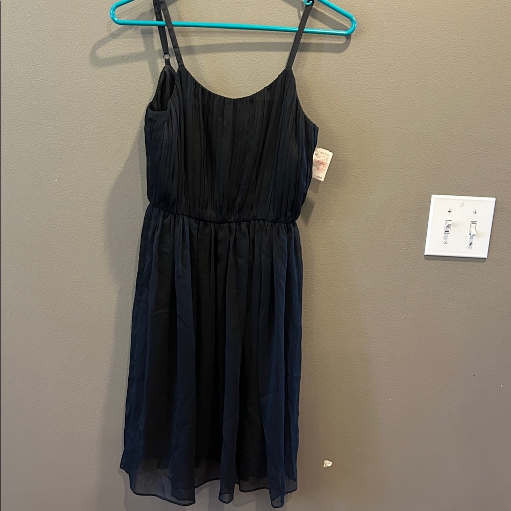 Alice + Olivia | Claudia Black Chiffon Dress NWT size 2 Neiman Marcus Deadstock